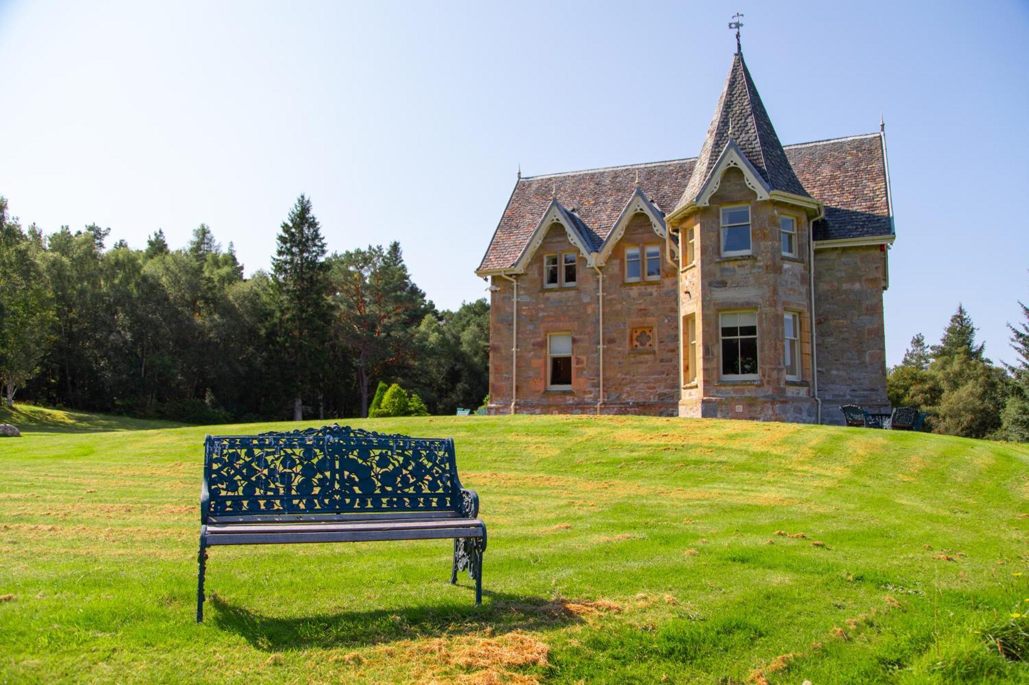 Inveroykel Lodge At Rosehall Esterno foto